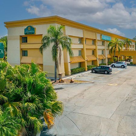 La Quinta By Wyndham Tampa Brandon West Hotel Exterior photo