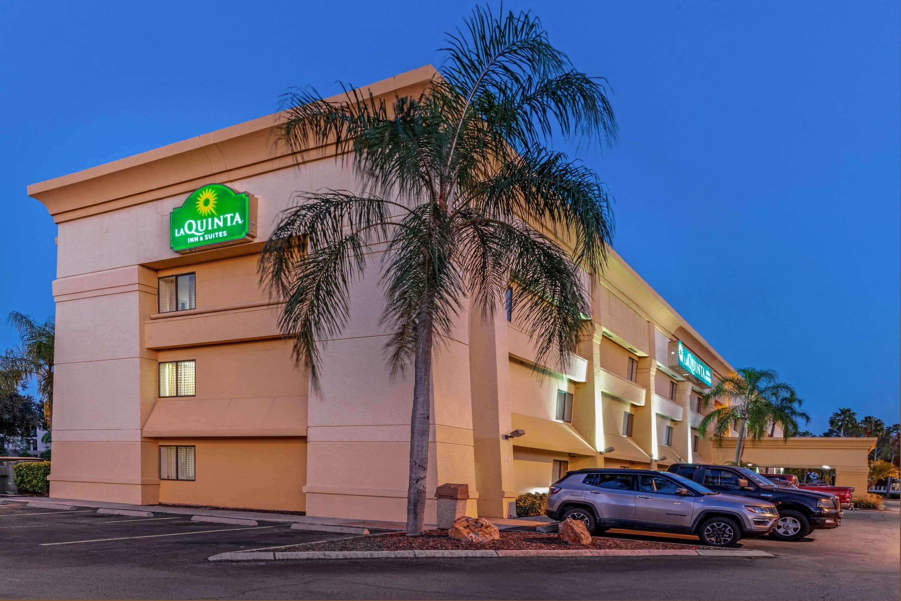 La Quinta By Wyndham Tampa Brandon West Hotel Exterior photo
