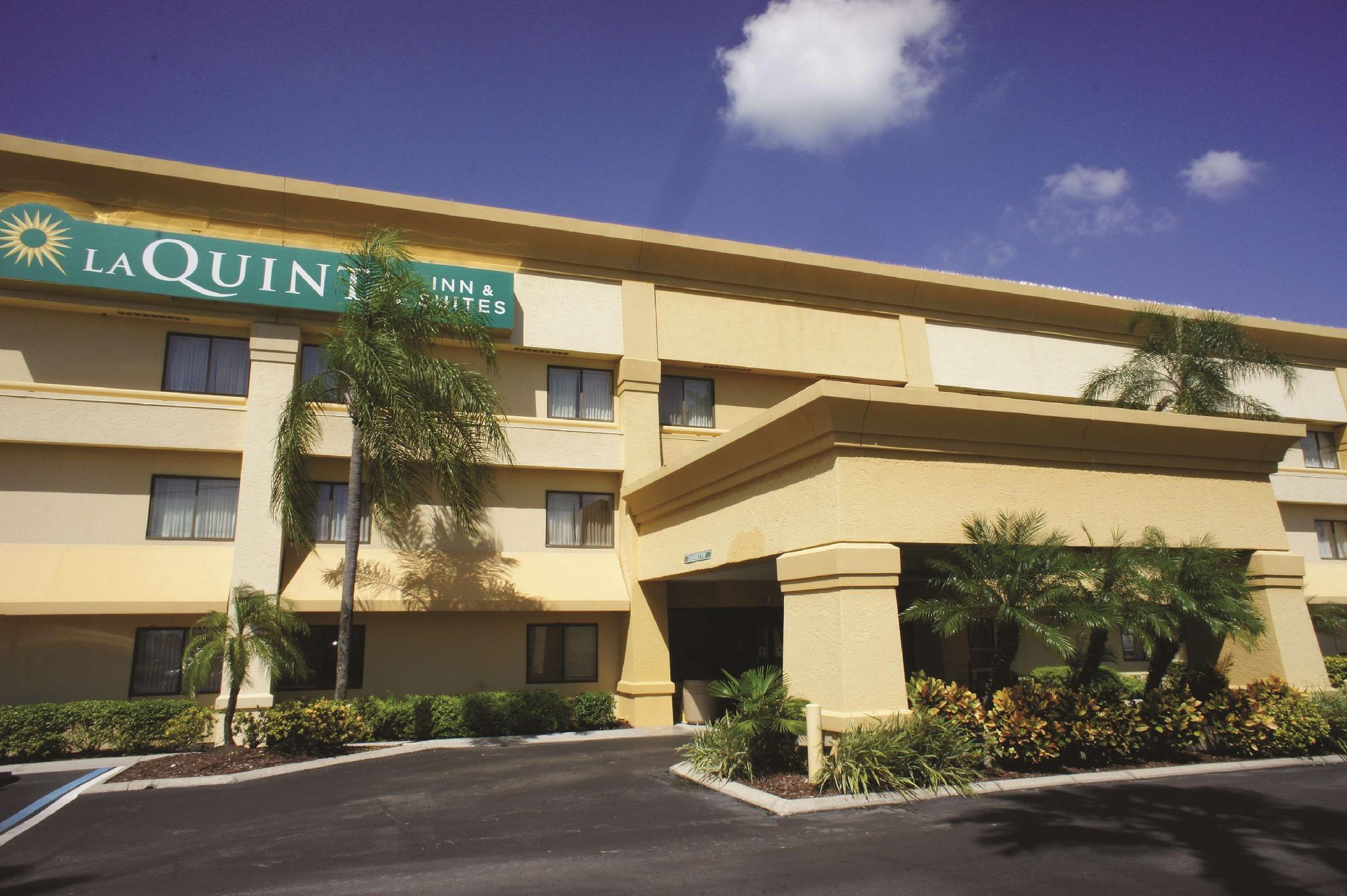 La Quinta By Wyndham Tampa Brandon West Hotel Exterior photo